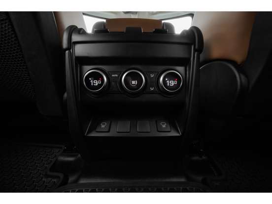 LAND ROVER-DEFENDER-2022