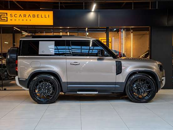 LAND ROVER-DEFENDER-3.0 D300 TURBO DIESEL MHEV 90 HSE AWD AUTOMÁTICO LAND ROVER-DEFENDER-2023