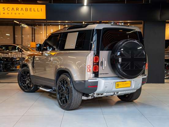 LAND ROVER-DEFENDER-3.0 D300 TURBO DIESEL MHEV 90 HSE AWD AUTOMÁTICO LAND ROVER-DEFENDER-2023