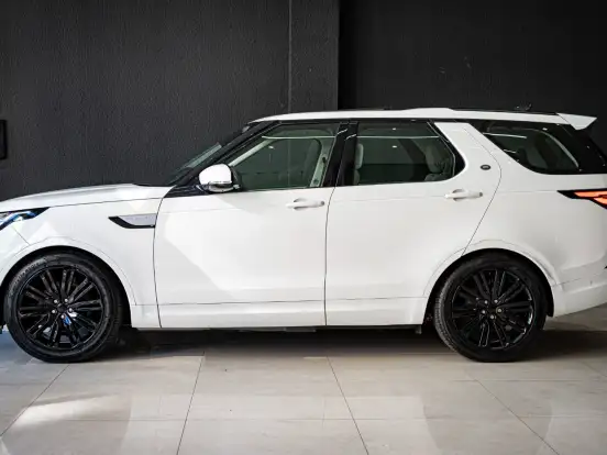LAND ROVER-DISCOVERY-3.0 V6 TD6 DIESEL HSE 4WD AUTOMÁTICO LAND ROVER-DISCOVERY-2018