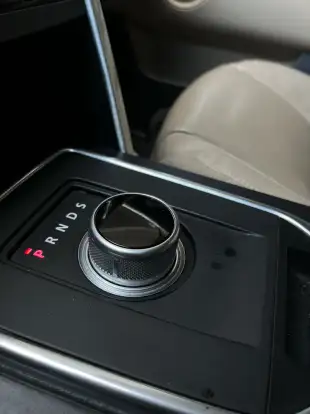 LAND ROVER-DISCOVERY SPORT-2015