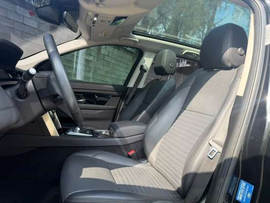LAND ROVER-DISCOVERY SPORT-2022