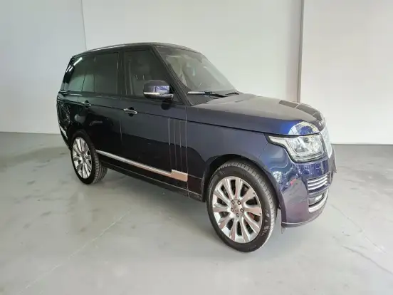 LAND ROVER-RANGE ROVER VOGUE-4.4 SE SDV8 4X4 TURBO DIESEL 4P AUTOMÁTICO LAND ROVER-RANGE ROVER VOGUE-2015