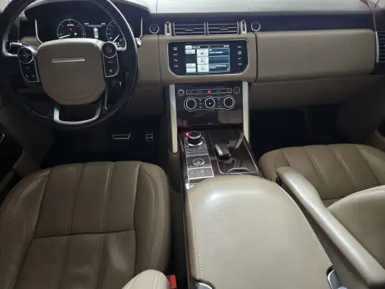 LAND ROVER-RANGE ROVER VOGUE-4.4 SE SDV8 4X4 TURBO DIESEL 4P AUTOMÁTICO LAND ROVER-RANGE ROVER VOGUE-2015