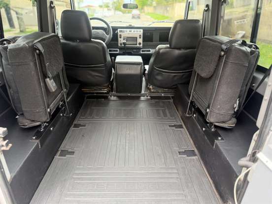 LAND ROVER-DEFENDER-2003
