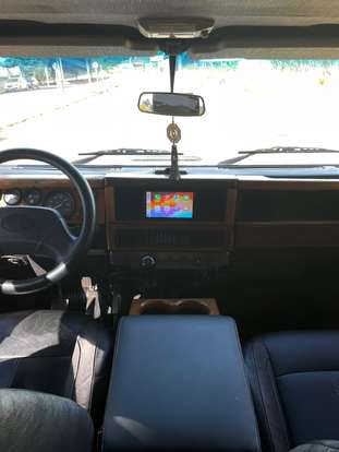 LAND ROVER-DEFENDER-1993