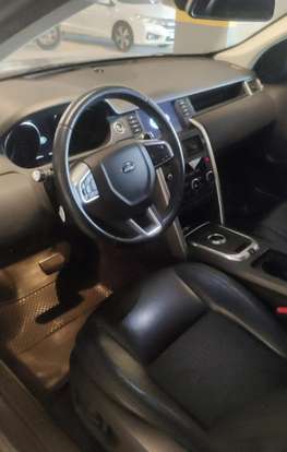 LAND ROVER-DISCOVERY SPORT-2017