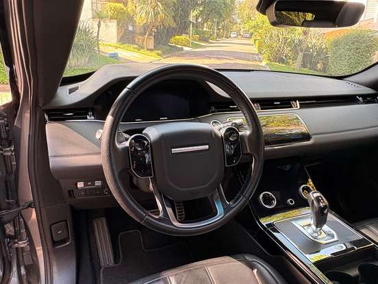 LAND ROVER-RANGE ROVER EVOQUE-2.0 P250 FLEX R-DYNAMIC SE AWD AUTOMÁTICO LAND ROVER-RANGE ROVER EVOQUE-2020