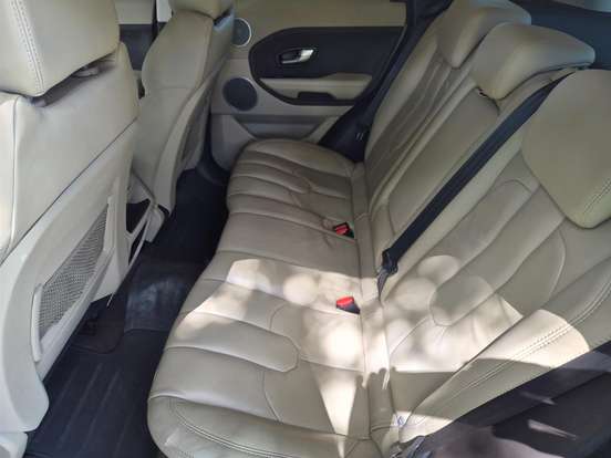 LAND ROVER-RANGE ROVER EVOQUE-2.0 PURE 4WD 16V GASOLINA 4P AUTOMÁTICO LAND ROVER-RANGE ROVER EVOQUE-2014