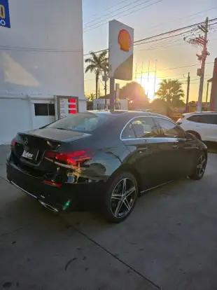 MERCEDES-BENZ-A 200-2019
