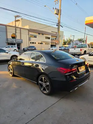 MERCEDES-BENZ-A 200-2019