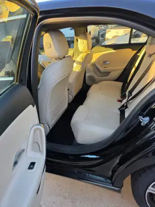MERCEDES-BENZ-A 200-2019