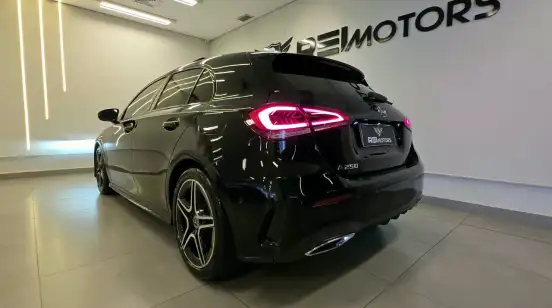 MERCEDES-BENZ-A 250-2019