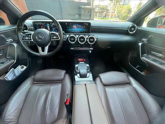 MERCEDES-BENZ-A 250-2018