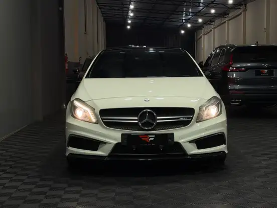 MERCEDES-BENZ-A 45 AMG-2.0 16V TURBO GASOLINA 4P AUTOMATIZADO MERCEDES-BENZ-A 45 AMG-2014