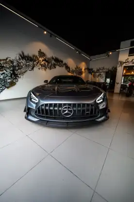 MERCEDES-BENZ-AMG GT-2021