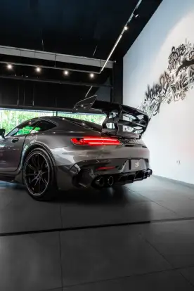 MERCEDES-BENZ-AMG GT-2021