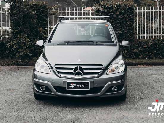 MERCEDES-BENZ-B 180-1.7 8V GASOLINA 4P AUTOMÁTICO MERCEDES-BENZ-B 180-2011