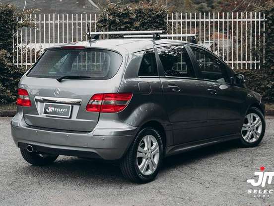 MERCEDES-BENZ-B 180-1.7 8V GASOLINA 4P AUTOMÁTICO MERCEDES-BENZ-B 180-2011