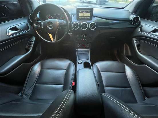 MERCEDES-BENZ-B 200-2013