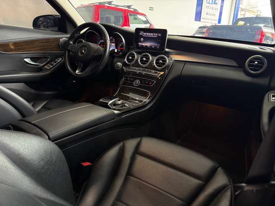 MERCEDES-BENZ-C 180-2017
