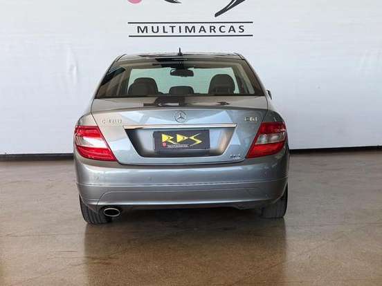 MERCEDES-BENZ-C 180-1.8 CGI CLASSIC 16V GASOLINA 4P AUTOMÁTICO MERCEDES-BENZ-C 180-2011