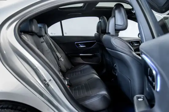 MERCEDES-BENZ-C 200-2024