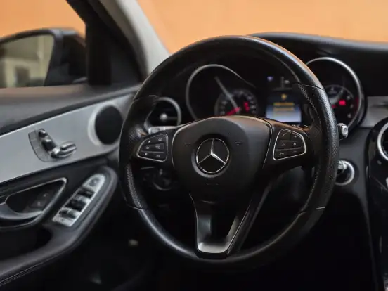 MERCEDES-BENZ-C 200-2.0 CGI AVANTGARDE 16V GASOLINA 4P AUTOMÁTICO MERCEDES-BENZ-C 200-2016