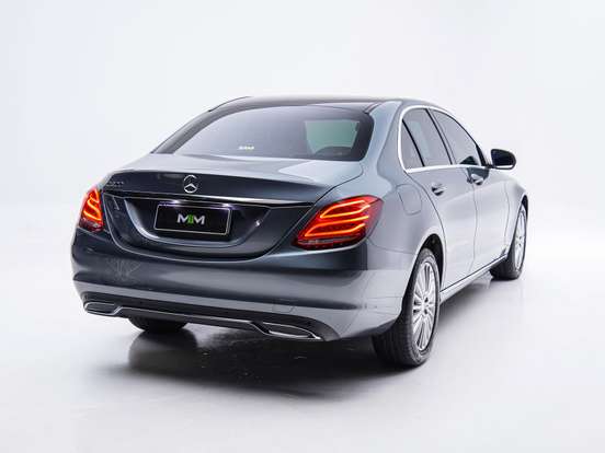 MERCEDES-BENZ-C 200-2.0 CGI AVANTGARDE 16V GASOLINA 4P AUTOMÁTICO MERCEDES-BENZ-C 200-2017