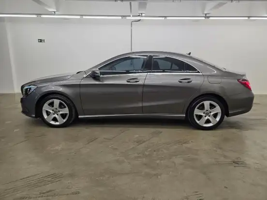 MERCEDES-BENZ-CLA 180-2018