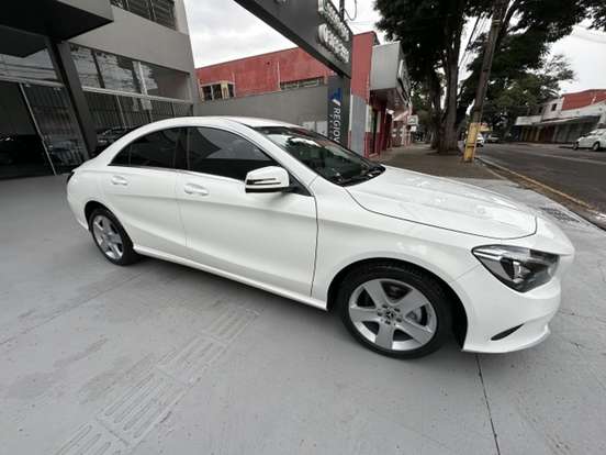 MERCEDES-BENZ-CLA 180-1.6 CGI GASOLINA 7G-DCT MERCEDES-BENZ-CLA 180-2018