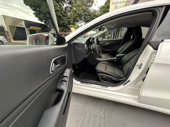 MERCEDES-BENZ-CLA 180-1.6 CGI GASOLINA 7G-DCT MERCEDES-BENZ-CLA 180-2018