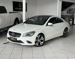 MERCEDES-BENZ CLA 200 1.6 URBAN 16V GASOLINA 4P AUTOMÁTICO MERCEDES-BENZ CLA 200 1.6 URBAN 16V GASOLINA 4P AUTOMÁTICO