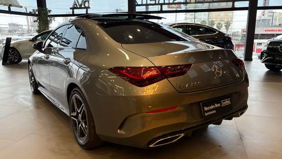 MERCEDES-BENZ-CLA 200-2025