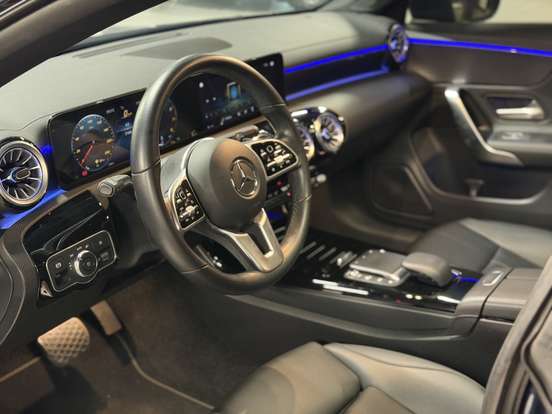 MERCEDES-BENZ-CLA 250-2.0 CGI GASOLINA 7G-DCT MERCEDES-BENZ-CLA 250-2022