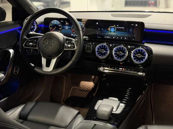 MERCEDES-BENZ-CLA 250-2.0 CGI GASOLINA 7G-DCT MERCEDES-BENZ-CLA 250-2022