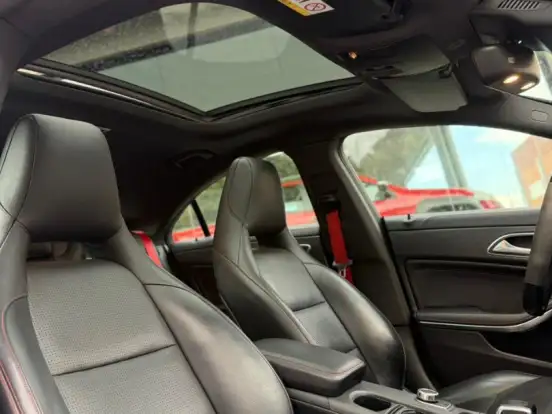 MERCEDES-BENZ-CLA 45 AMG-2.0 16V TURBOCHARGED GASOLINA 4P AUTOMÁTICO MERCEDES-BENZ-CLA 45 AMG-2015