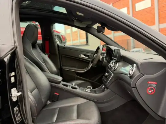 MERCEDES-BENZ-CLA 45 AMG-2.0 16V TURBOCHARGED GASOLINA 4P AUTOMÁTICO MERCEDES-BENZ-CLA 45 AMG-2015