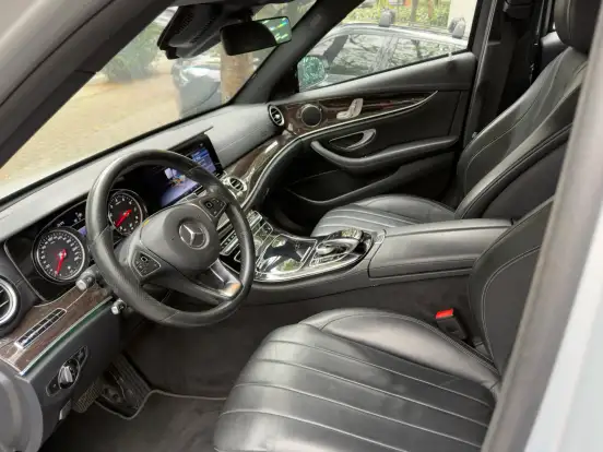 MERCEDES-BENZ-E 250-2.0 CGI GASOLINA EXCLUSIVE 9G-TRONIC MERCEDES-BENZ-E 250-2016