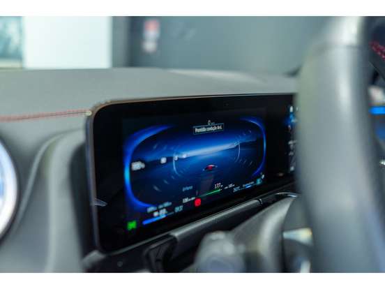 MERCEDES-BENZ-EQA 250-66,5 KW ELÉTRICO MERCEDES-BENZ-EQA 250-2024