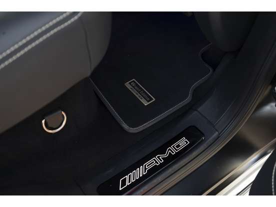 MERCEDES-BENZ-G 63 AMG-4.0 V8 TURBO GASOLINA GRAND EDITION 4MATIC SPEEDSHIFT MERCEDES-BENZ-G 63 AMG-2024