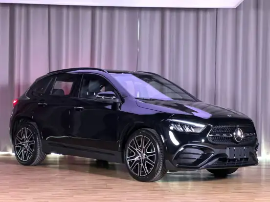 MERCEDES-BENZ-GLA 200-2026