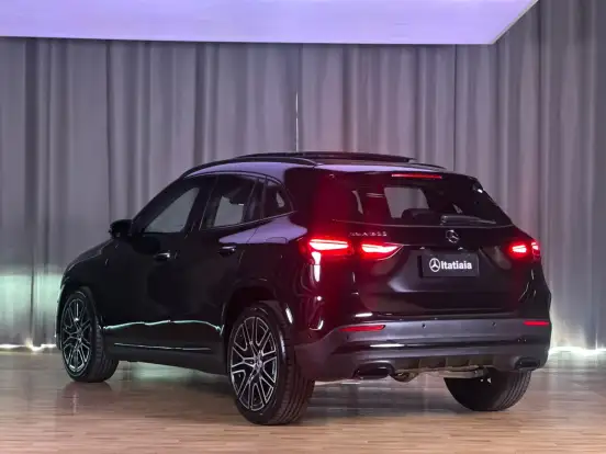 MERCEDES-BENZ-GLA 200-2026