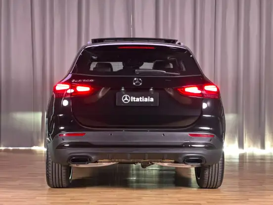 MERCEDES-BENZ-GLA 200-2026