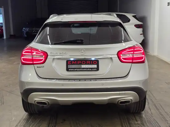 MERCEDES-BENZ-GLA 200-1.6 CGI ADVANCE 16V TURBO FLEX 4P AUTOMÁTICO MERCEDES-BENZ-GLA 200-2016