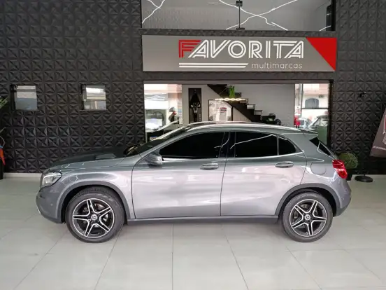 MERCEDES-BENZ-GLA 200-1.6 CGI ADVANCE 16V TURBO FLEX 4P AUTOMÁTICO MERCEDES-BENZ-GLA 200-2015