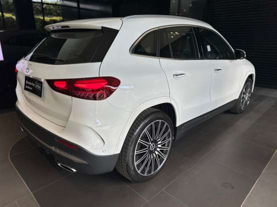 MERCEDES-BENZ-GLA 200-1.3 MHEV AMG LINE 7G-DCT MERCEDES-BENZ-GLA 200-2026