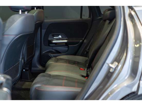 MERCEDES-BENZ-GLA 200-1.3 MHEV AMG LINE 7G-DCT MERCEDES-BENZ-GLA 200-2024