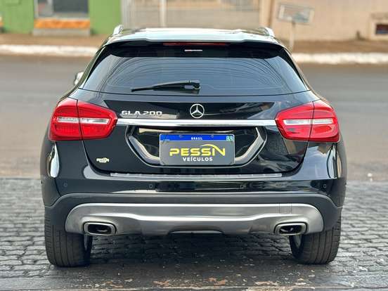 MERCEDES-BENZ-GLA 200-1.6 CGI ADVANCE 16V TURBO FLEX 4P AUTOMÁTICO MERCEDES-BENZ-GLA 200-2016