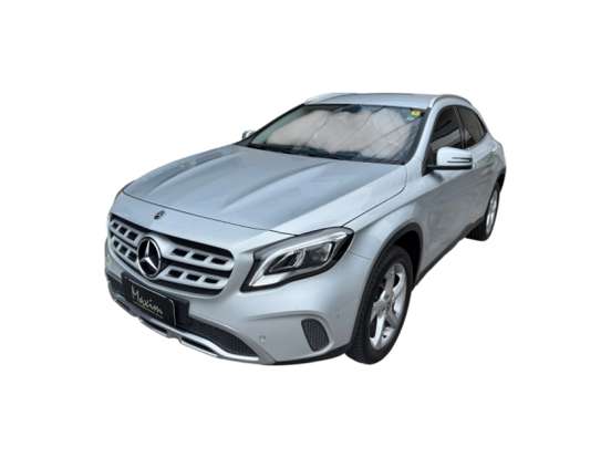 MERCEDES-BENZ-GLA 200-1.6 CGI FLEX ADVANCE 7G-DCT MERCEDES-BENZ-GLA 200-2019